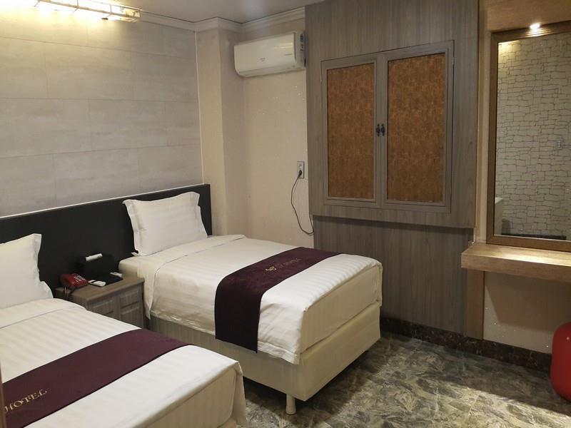 I.Y Hotel Suwon Exterior foto