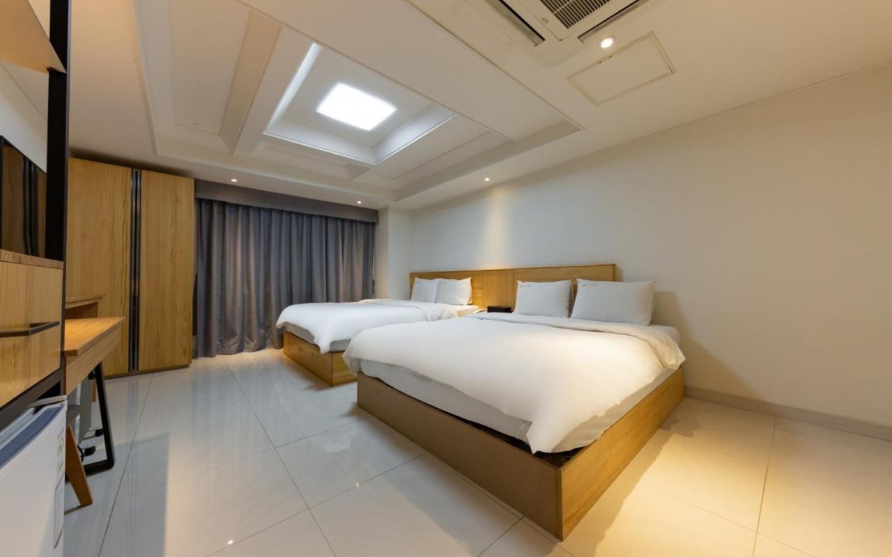 I.Y Hotel Suwon Exterior foto